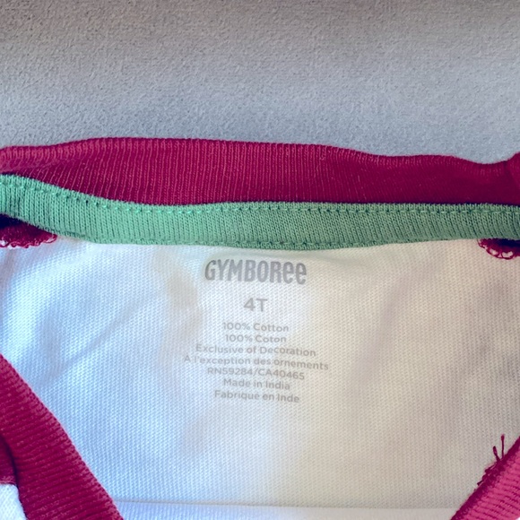 Christmas Long Sleeve Tee - Size 4T
Gingerbread and Christmas Tree - Picture 3 of 4